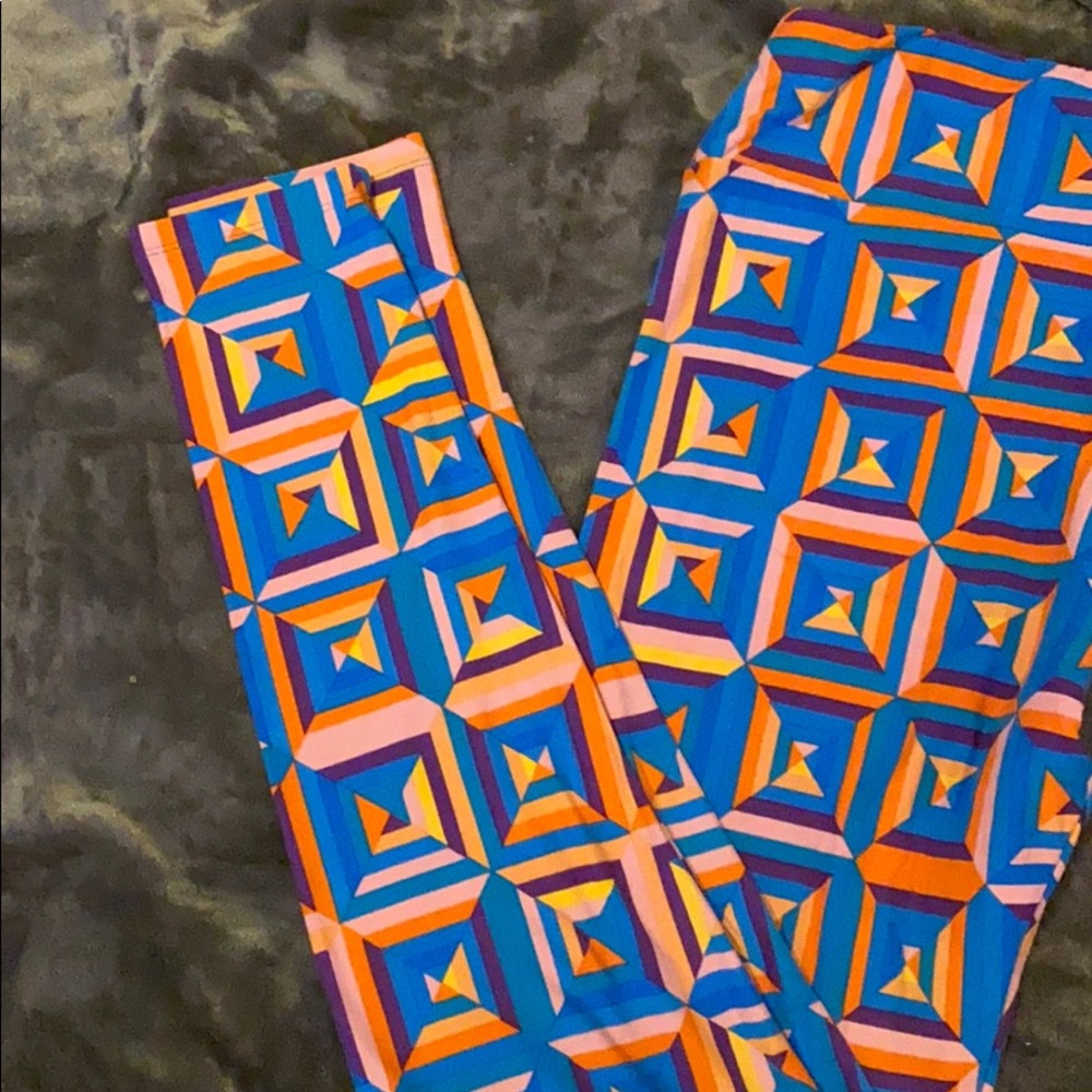 LulaRoe TC leggings